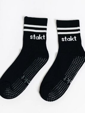 💛 Stakt Black Grip Socks